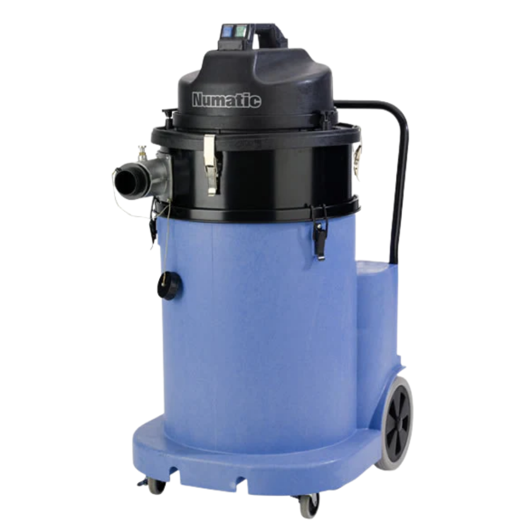 Numatic SSIVD1800DH industrial swarf and coolant oil vacuum for engineering workshops
