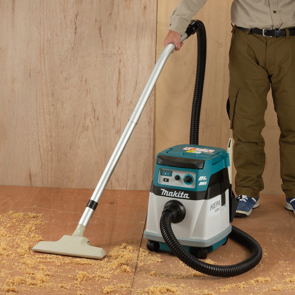 Makita DVC157LZX3 Twin 18V LXT L-Class 15 Litre Brushless Vacuum Cleaner with AWS Body Only