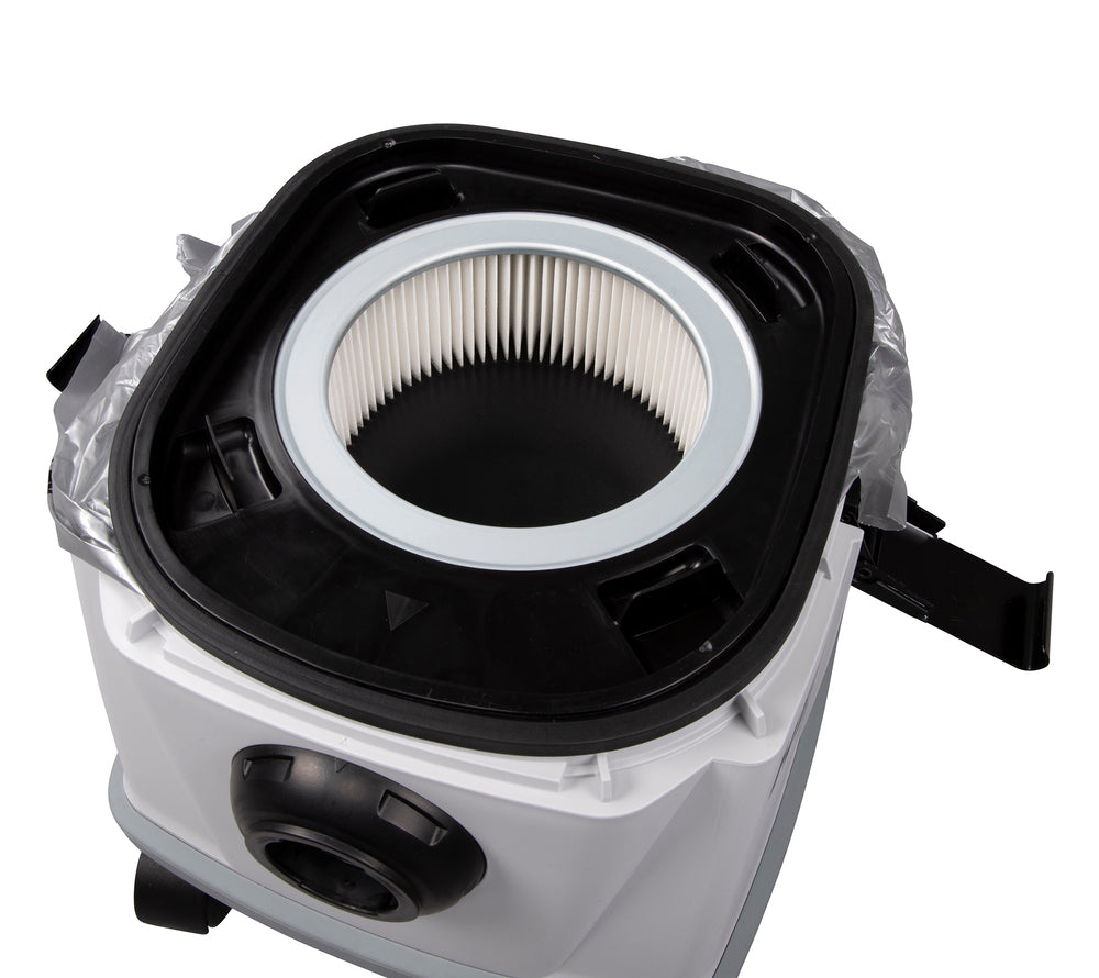 Makita DVC157LZX3 Twin 18V LXT L-Class 15 Litre Brushless Vacuum Cleaner with AWS Body Only