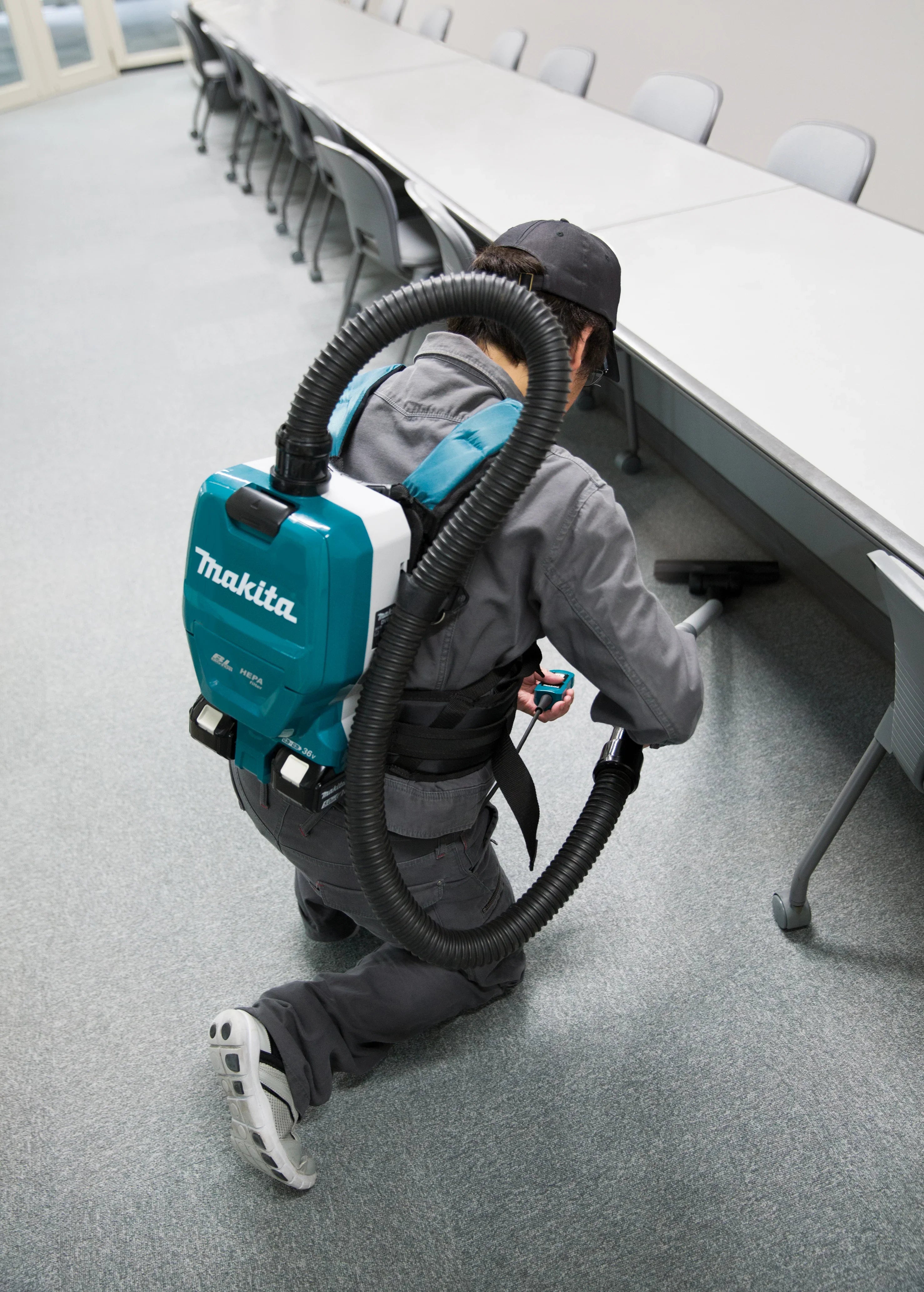 Makita DVC261ZX11 18v Cordless Backpack Vacuum - Machine Only