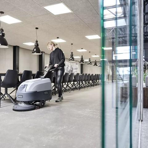 Nilfisk SC370 43CB Rotary Scrubber Dryer