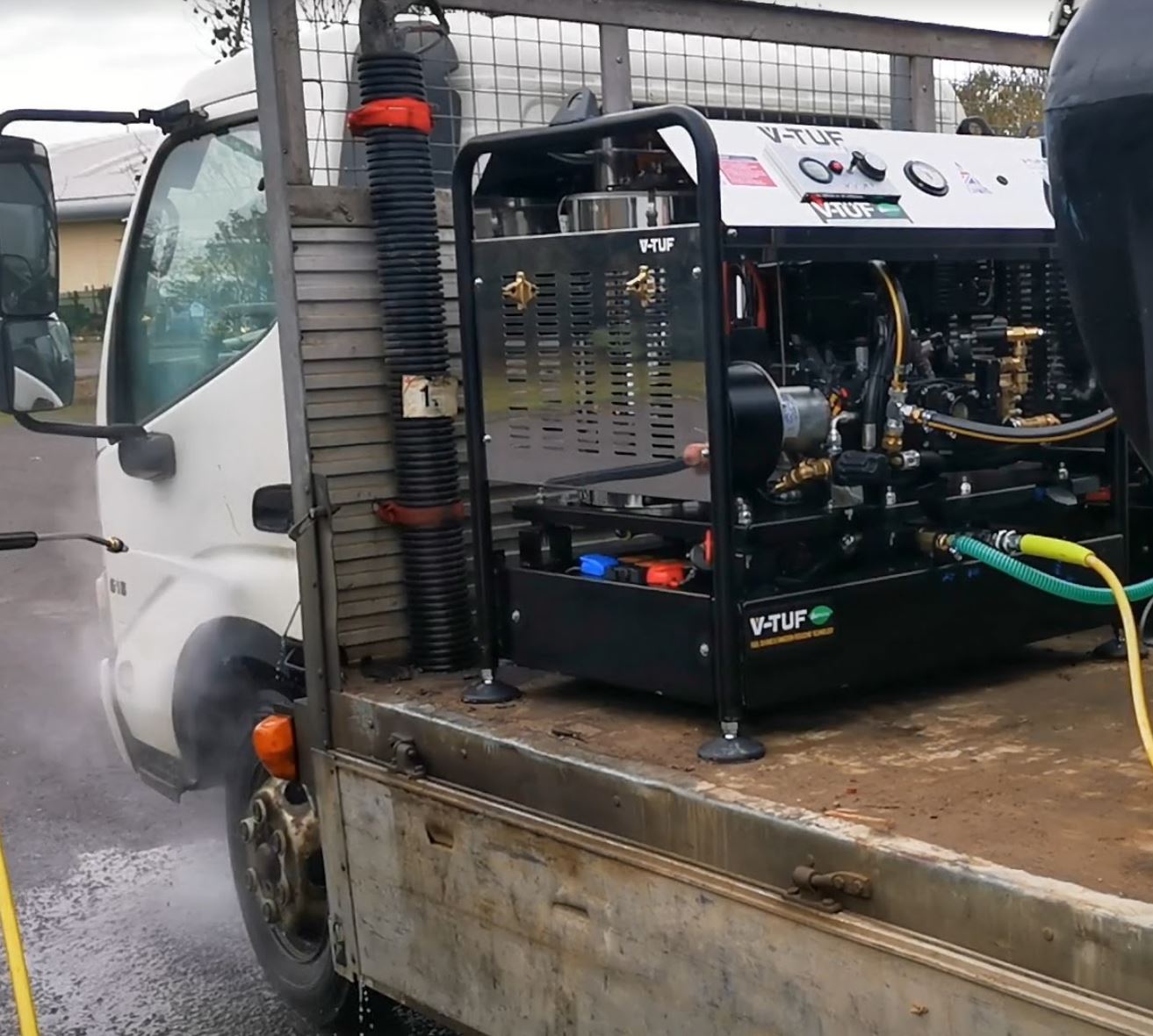 V-TUF RAPIDPTR15250 13HP Honda GX390 Petrol Static Hot Pressure Washer 275Bar 15L/Min