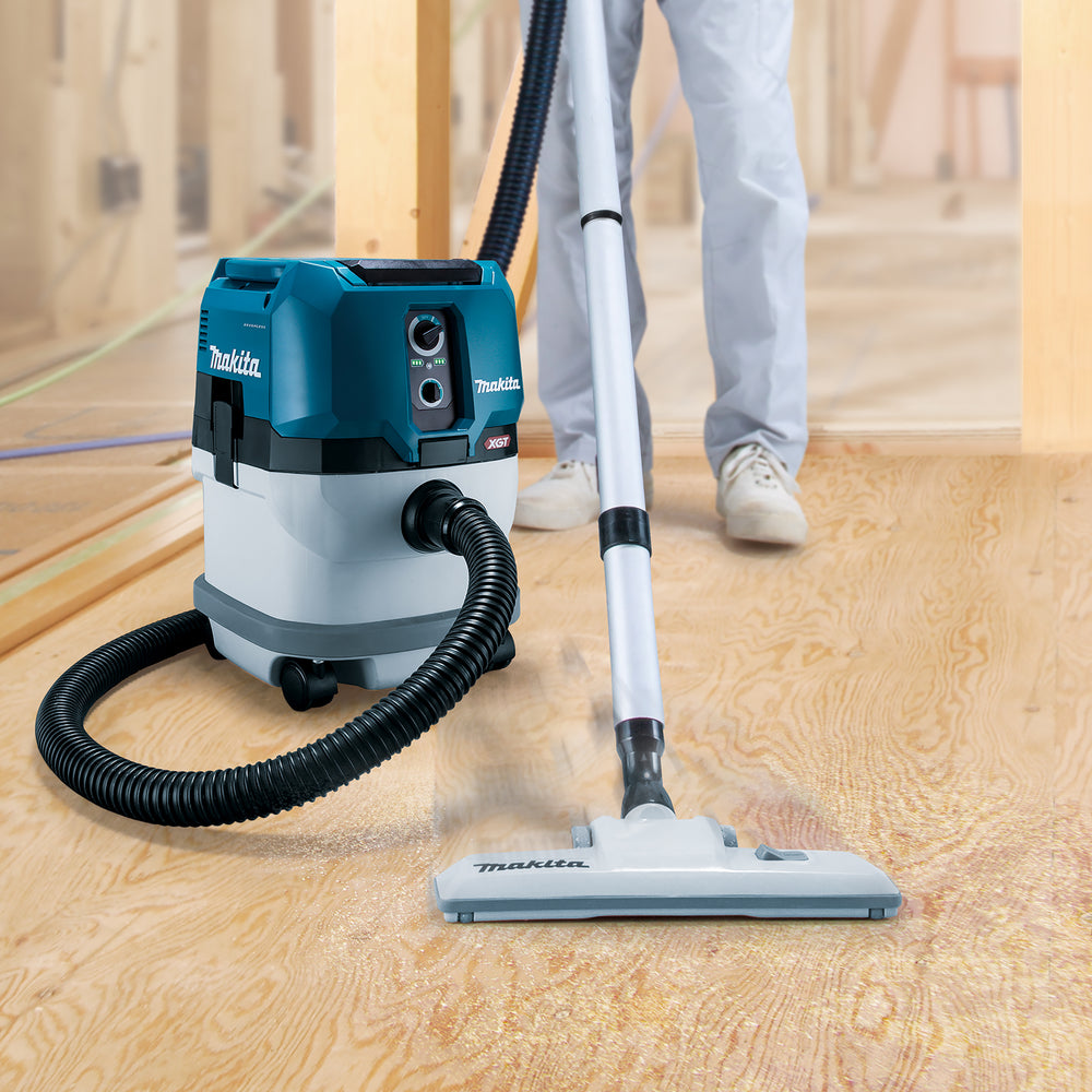 Makita VC003GLZ 40Vmax Wet & Dry Vacuum Cleaner – XGT Body Only