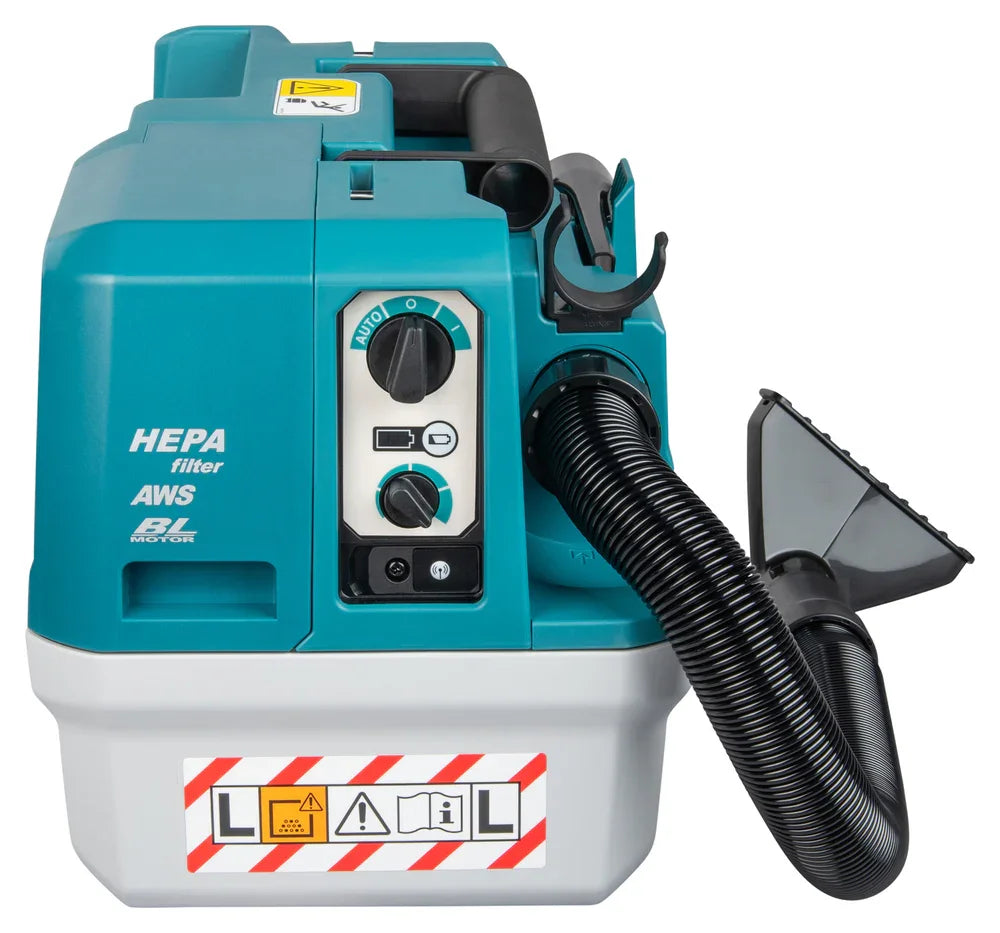 Makita 40V XGT Wet & Dry Cordless Vacuum Cleaner - VC013GLZ03