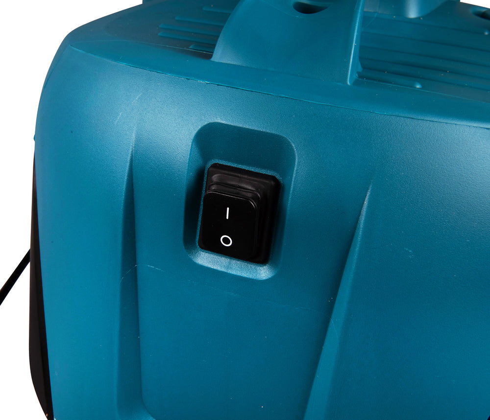 Makita Dust Extractor Vacuum Wet/Dry VC2000L/2 240V