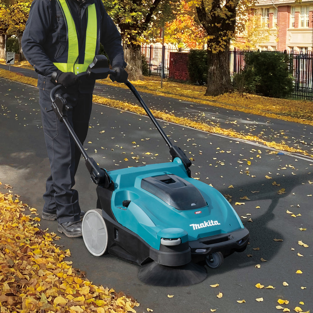 Makita VS001G 40v Brushless Vacuum Sweeper Body Only