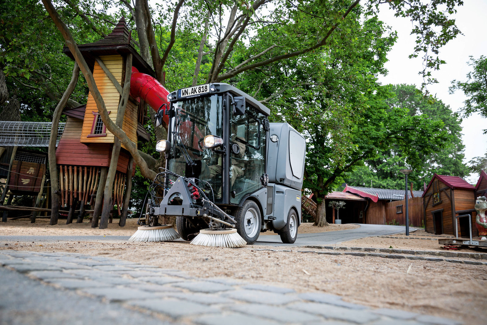 Karcher MC 80 Professional Municipal Sweeper  1.442-252.2