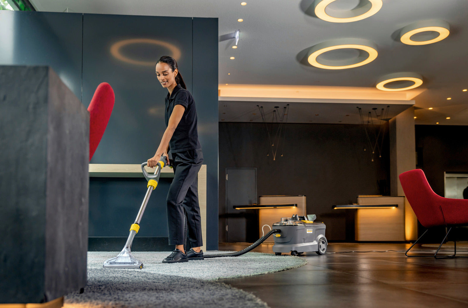 Karcher Puzzi 10/1 Carpet Upholstery Vacuum Cleaner - 1.100-130.0
