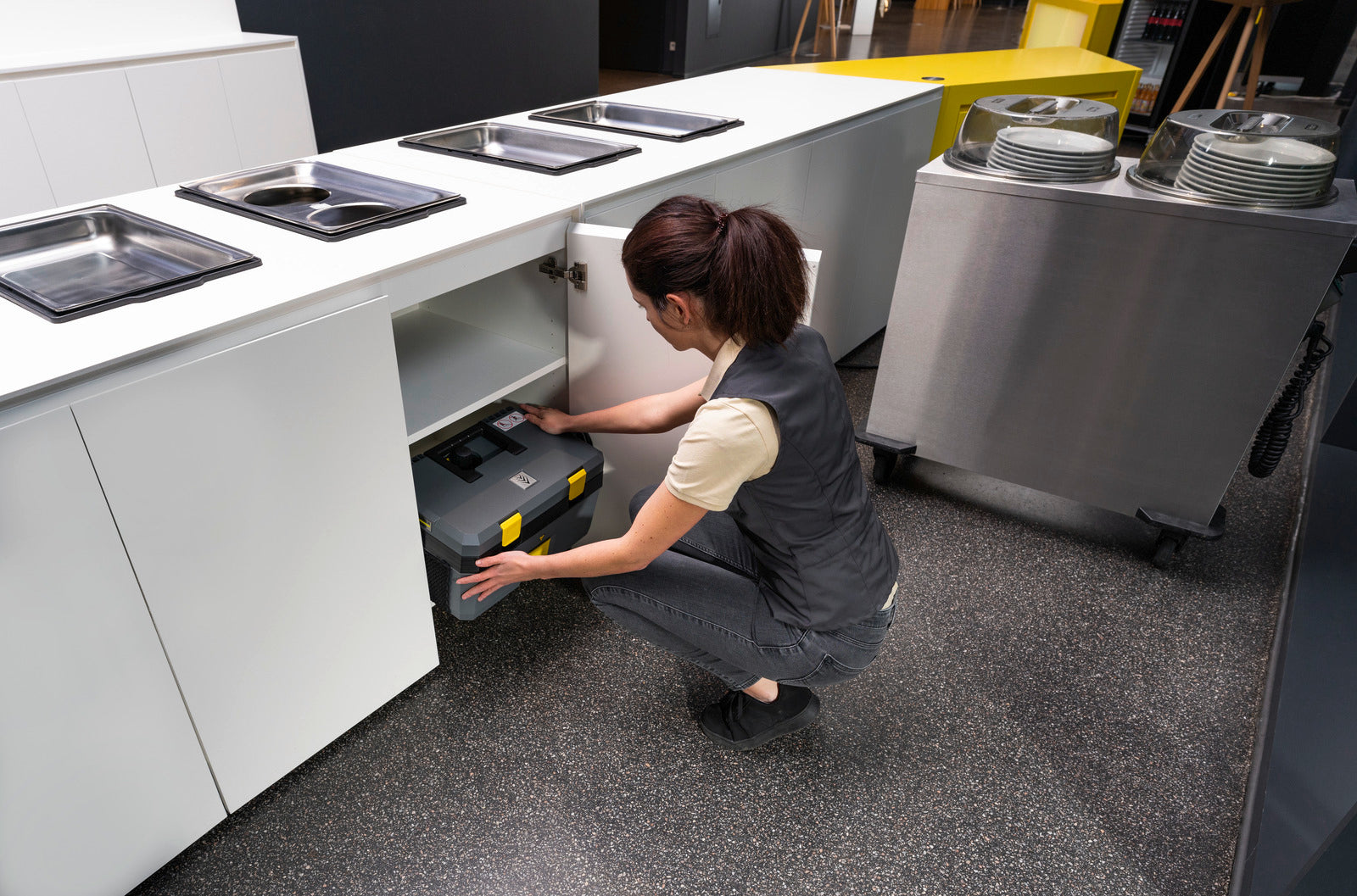 Karcher SG 4/2  Compact Steam Cleaner 1.092-302.0