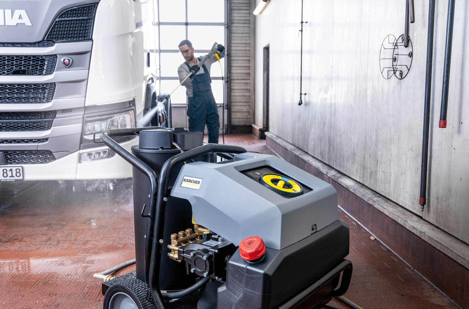 Karcher HDS 9/20-4 Classic 200Bar Hot Water Pressure Washer 15L/min 1.030-910.0