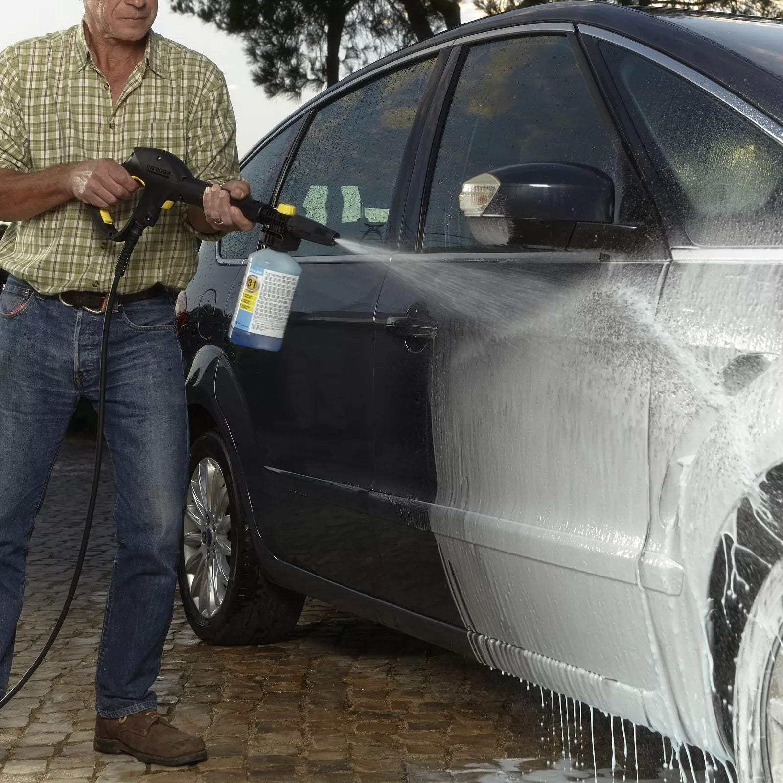 Karcher  FJ 10 C Connect 'n' Clean Foam & Care Nozzle with Car Shampoo -  2.643-144.0