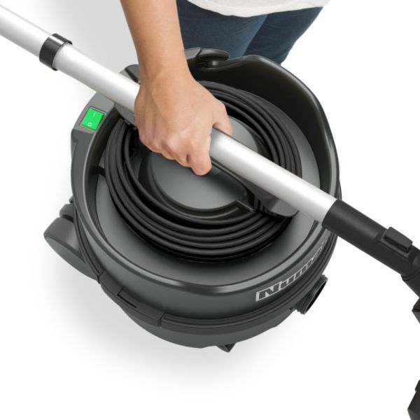 Close-up of Henry Hoover Black 8L 