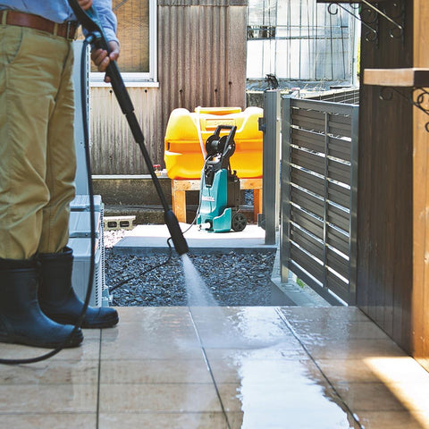 Makita HW1300 Pressure Washer 130Bar
