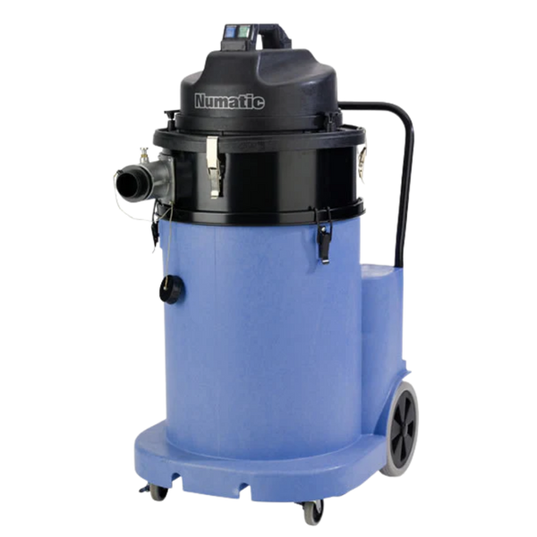 Numatic SSIVD1800DH industrial swarf and coolant oil vacuum for engineering workshops