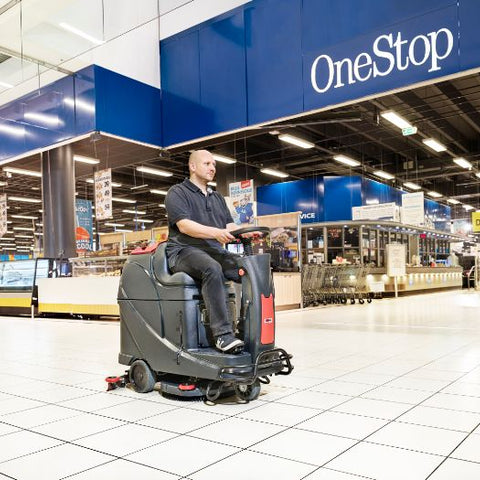 Ride On Battery Scrubber Dryer Viper AS530R