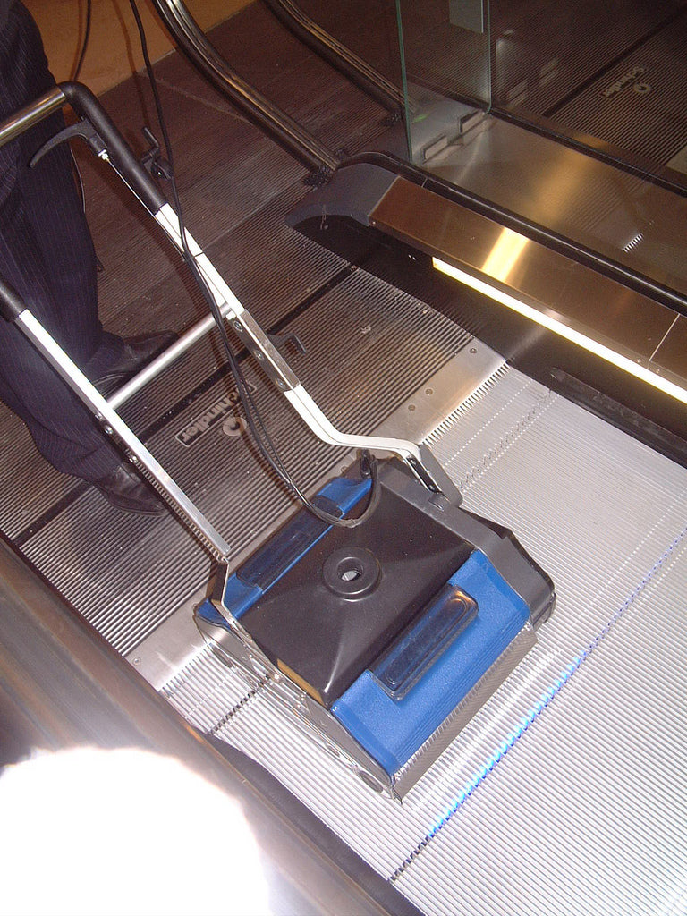 Escalator & Travelator 350 Cleaning Machine Duplex