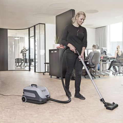 VP600 STD 2 UK Dry Vacuum Cleaner 41600862- Nilfisk