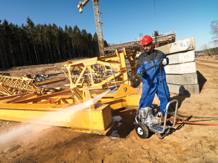 Nilfisk Diesel Pressure Washer MC 5M 195/1000 Cold 106174740