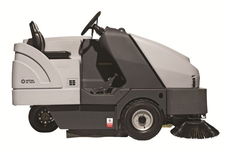 SR1601 D3 Maxi Diesel Ride on Floor Sweeper - Nilfisk