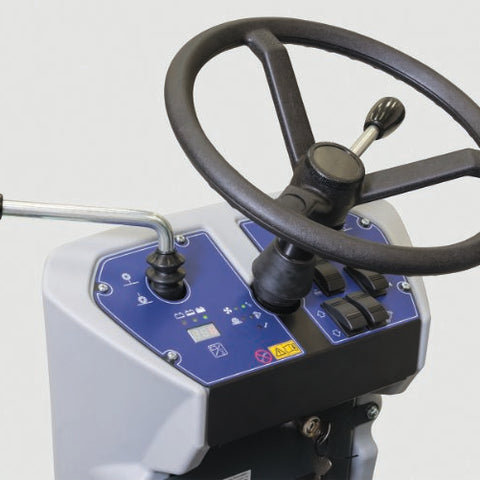 SW4000 P Ride on Petrol Road Sweeper - Nilfisk
