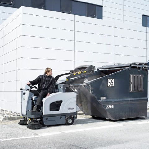 SW4000 B Ride on Battery Road Sweeper - Nilfisk