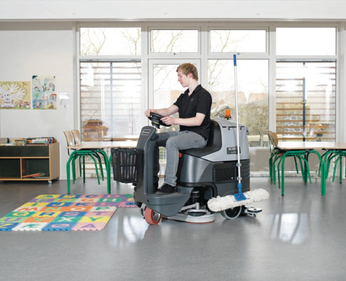 SC3500 Ride On Battery Scrubber Dryer Nilfisk