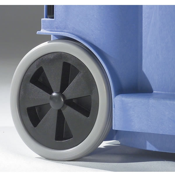 Heavy duty rear wheel and mobility system on Numatic SSIVD1800AP industrial vacuum